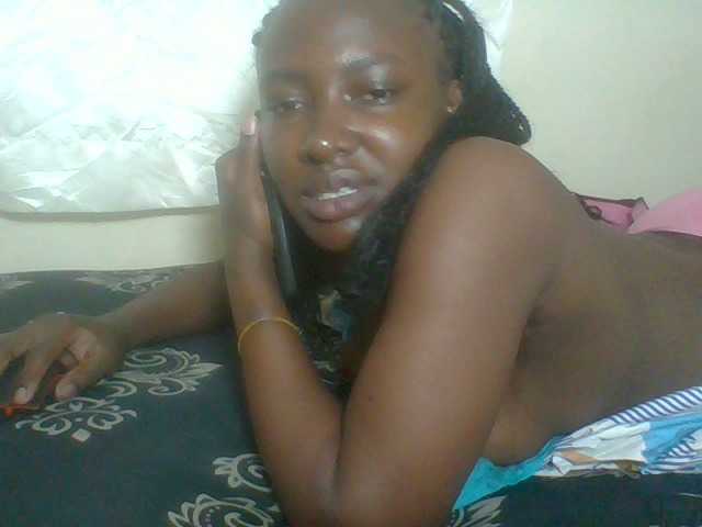 Blackqueen3's BongaCams show and profile