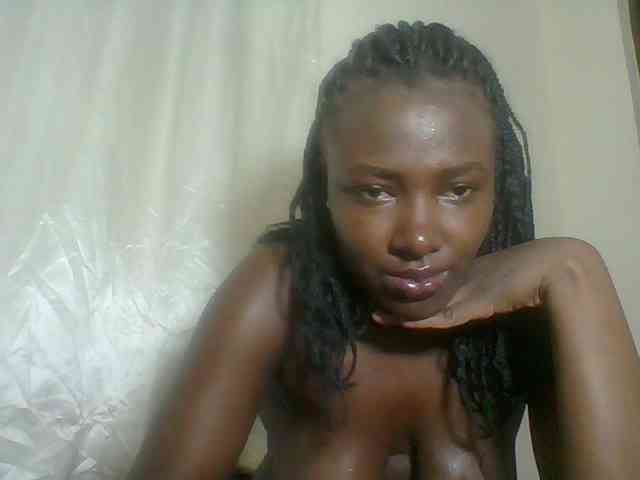 Blackqueen3 webcam