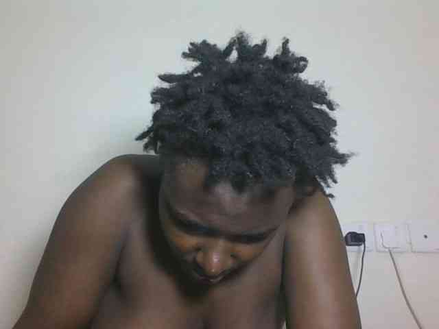 Blackqueen3 Live Webcam on BongaCams