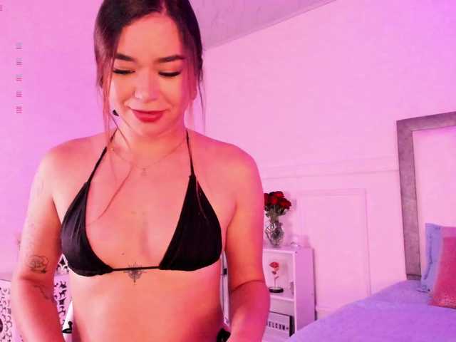 leilafisher's BongaCams show and profile