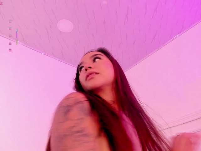 leilafisher's BongaCams show and profile