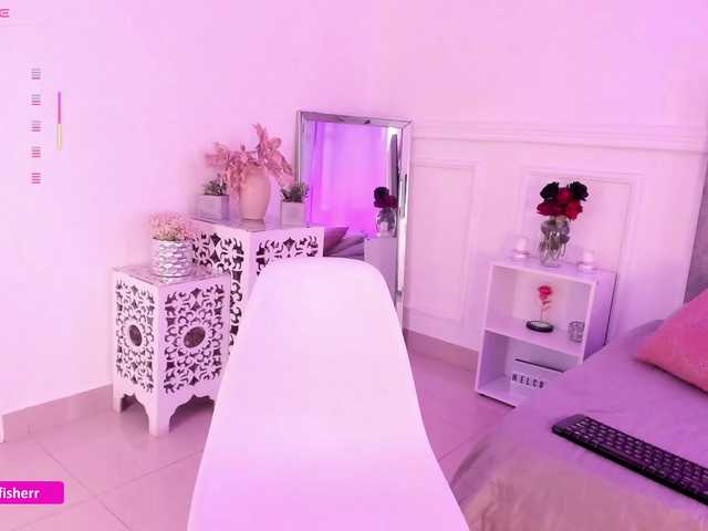 leilafisher's BongaCams show and profile