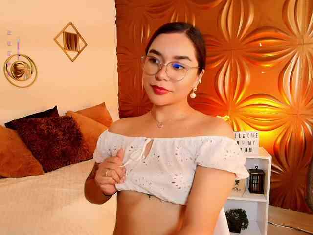 leilafisher leilafisher