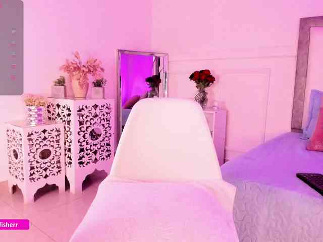 leilafisher leilafisher