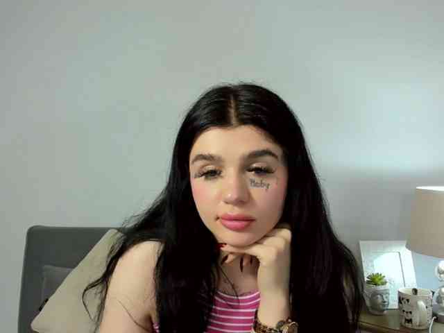 CharlotteAmazing webcam