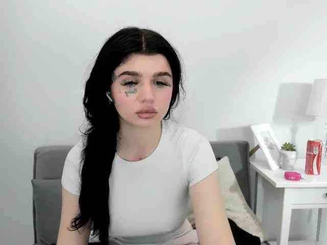 CharlotteAmazing webcam