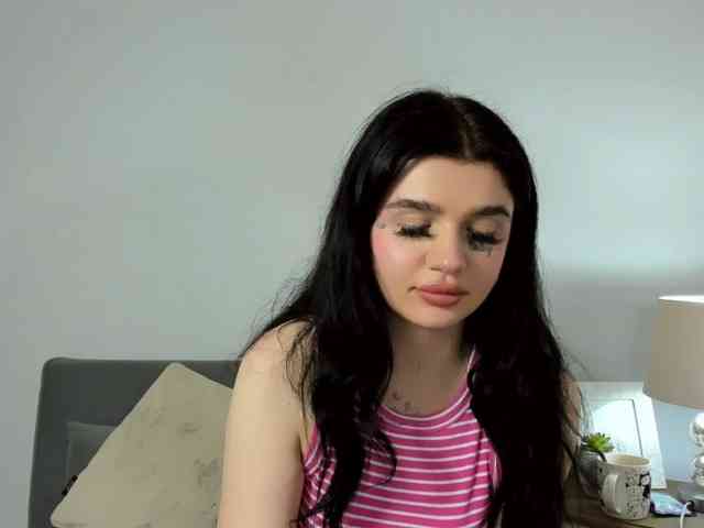 CharlotteAmazing webcam