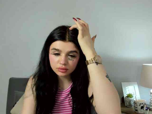 CharlotteAmazing webcam