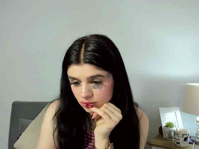 CharlotteAmazing webcam