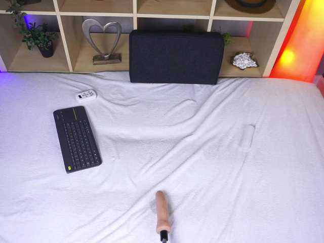 RaquelLust's BongaCams show and profile