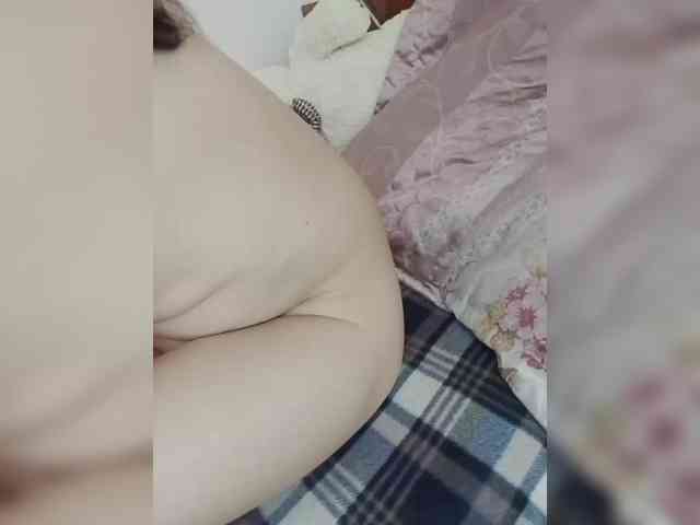 Yanchik-1 Live Webcam on BongaCams