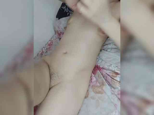 Yanchik-1 Live Webcam on BongaCams