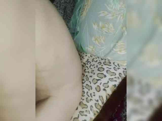 Yanchik-1 Live Webcam on BongaCams