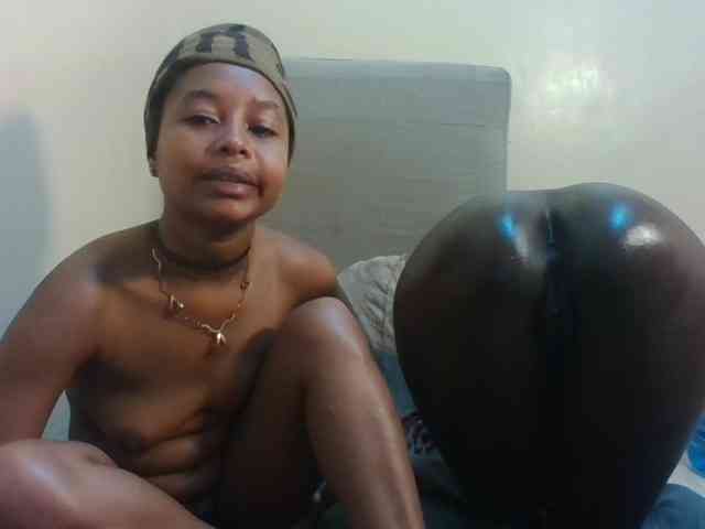 Sexxy-petites webcam