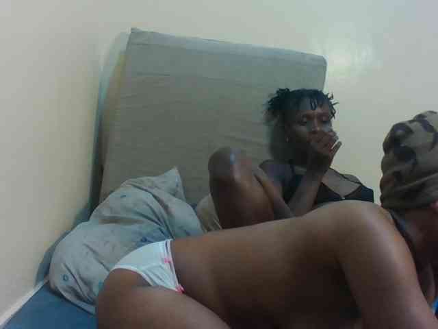 Sexxy-petites webcam