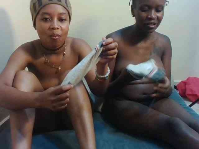 Sexxy-petites Sexxy-petites