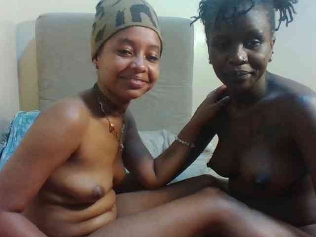 Sexxy-petites webcam