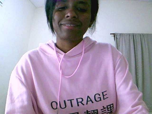 Royal-chat's BongaCams show and profile