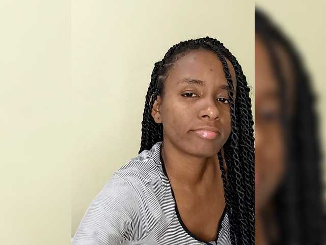 Royal-chat's BongaCams show and profile