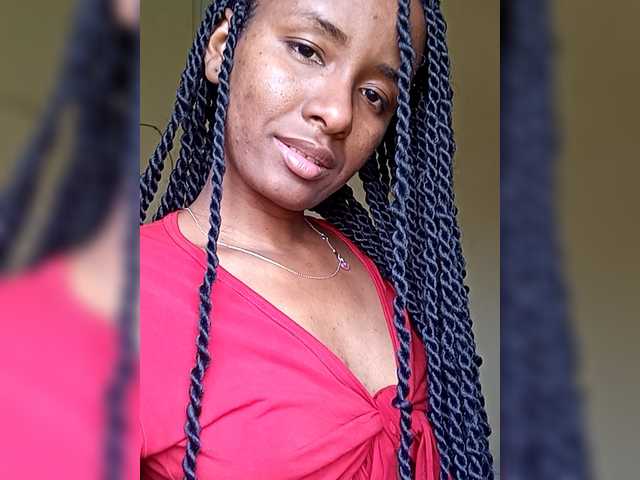 Royal-chat's BongaCams show and profile