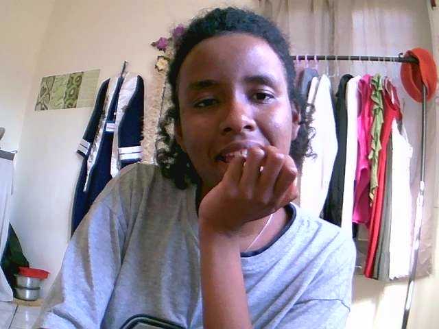 Royal-chat's BongaCams show and profile