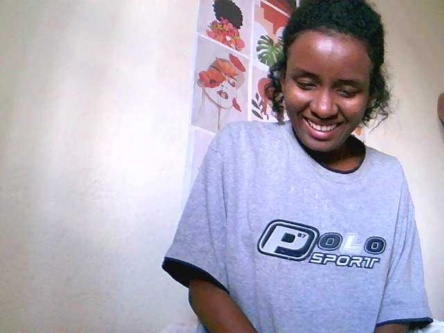 Royal-chat's BongaCams show and profile