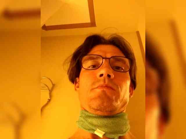 Gentlemanintwo Gentlemanintwo