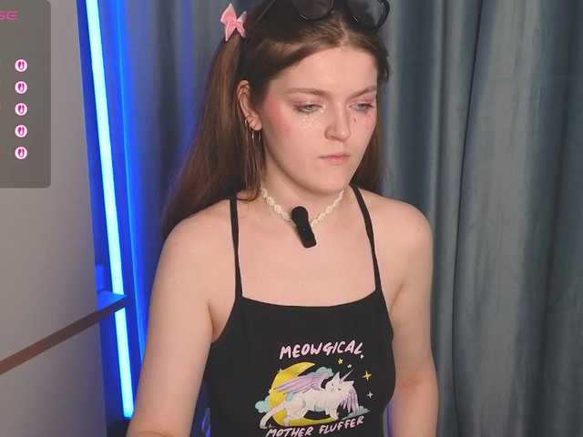 Annpopsy's BongaCams show and profile