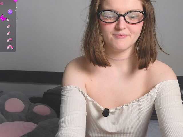 Annpopsy's BongaCams show and profile