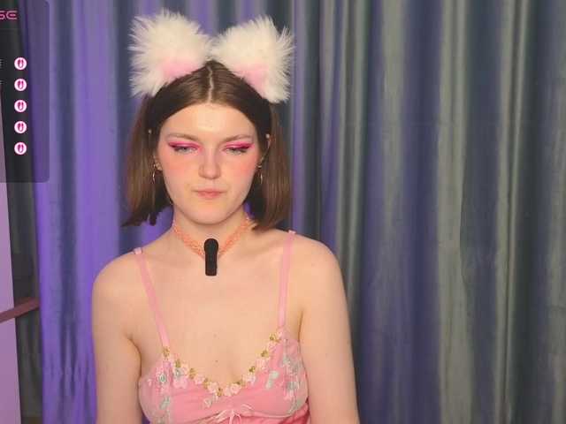 Annpopsy's BongaCams show and profile