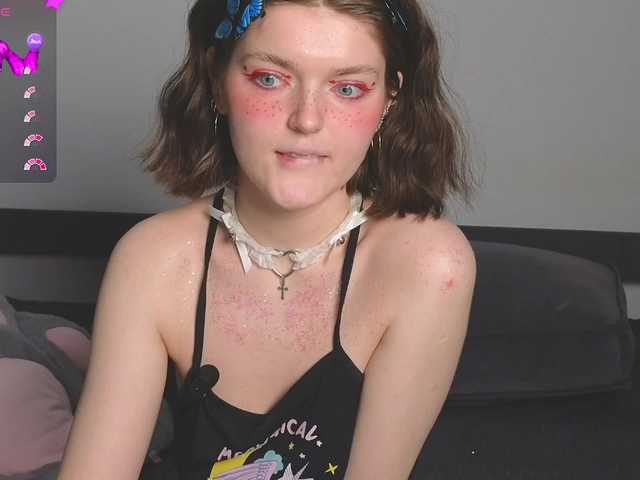 Annpopsy's BongaCams show and profile