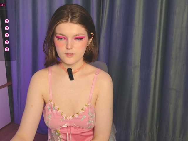 Annpopsy's BongaCams show and profile