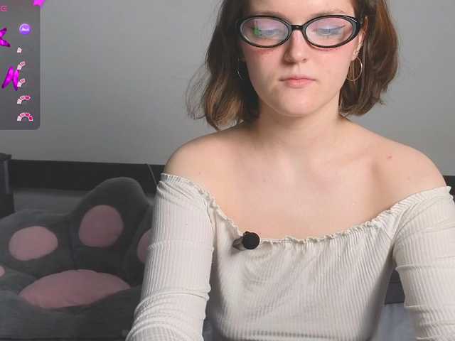 Annpopsy's BongaCams show and profile