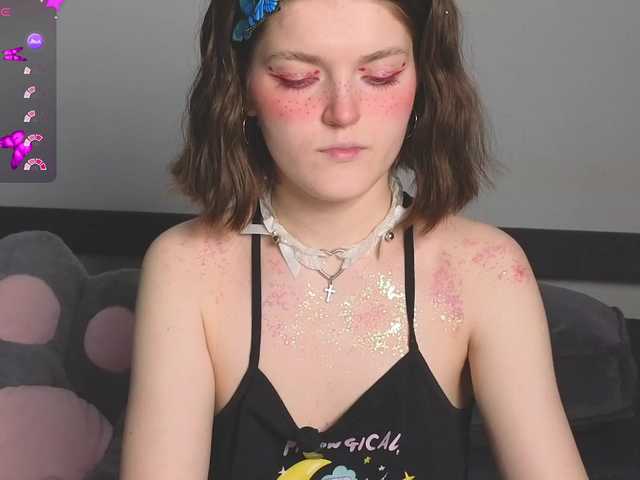 Annpopsy's BongaCams show and profile