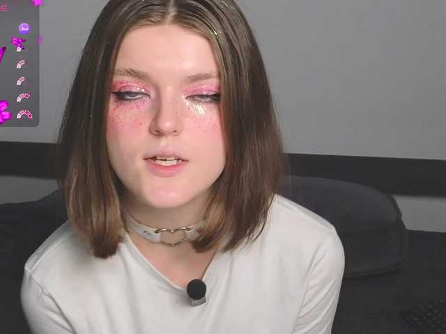 Annpopsy's BongaCams show and profile