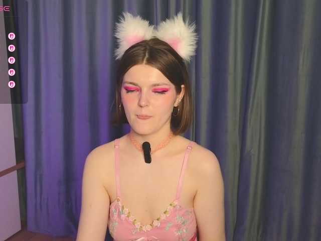 Annpopsy's BongaCams show and profile