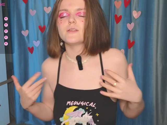 Annpopsy's BongaCams show and profile