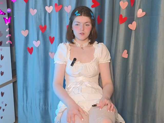 Annpopsy's BongaCams show and profile