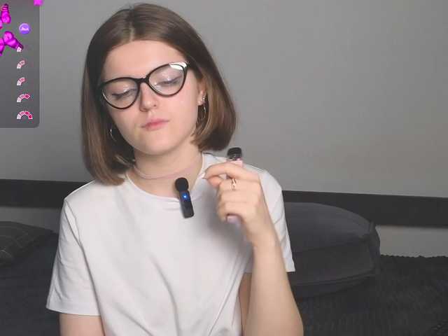 Annpopsy's BongaCams show and profile