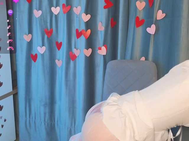 Annpopsy's BongaCams show and profile