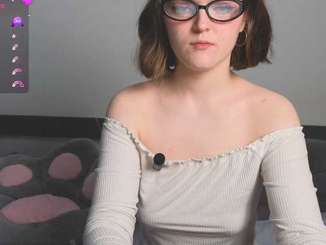 Annpopsy's BongaCams show and profile