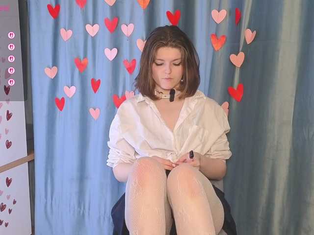 Annpopsy's BongaCams show and profile