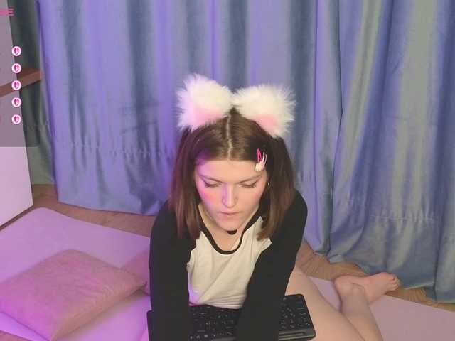 Annpopsy's BongaCams show and profile