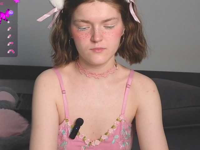 Annpopsy's BongaCams show and profile