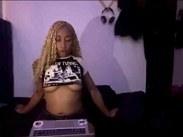 JanessaBedolla webcam