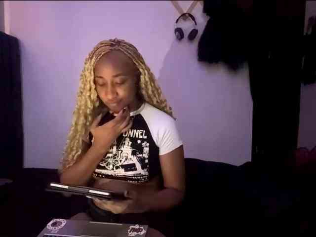 JanessaBedolla webcam