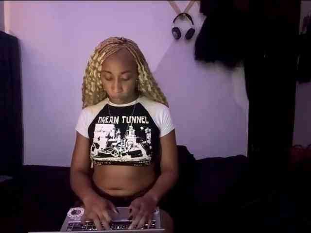 JanessaBedolla webcam