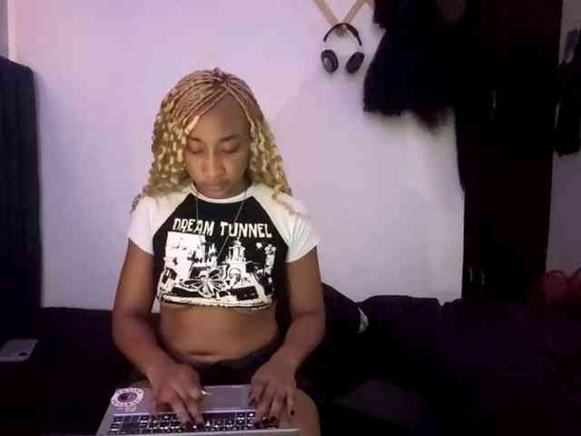 JanessaBedolla webcam