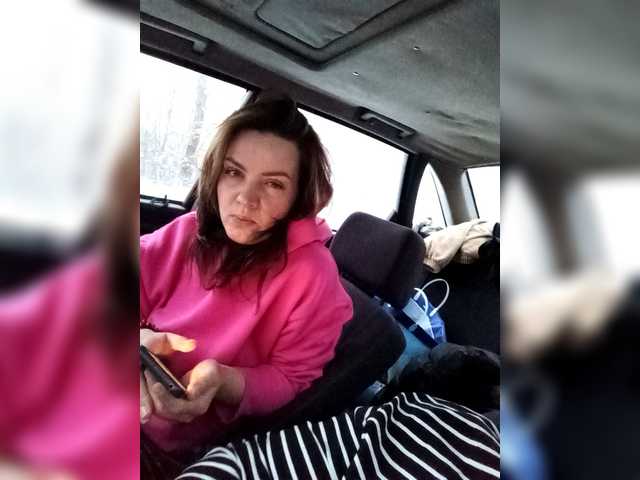 OgonekKati – webcam model profile photo