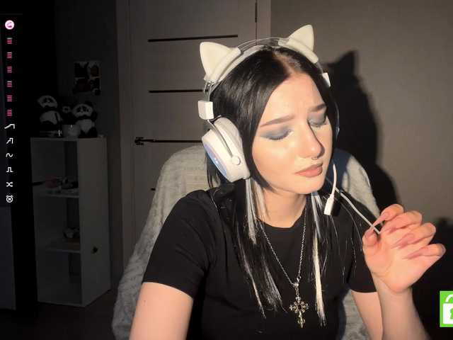 TamicaGutteridge's BongaCams show and profile